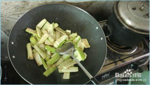 葫芦瓜能炒菜吃吗视频大全,家常美味尽在其中