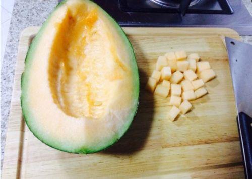 老挝吃哈密瓜视频